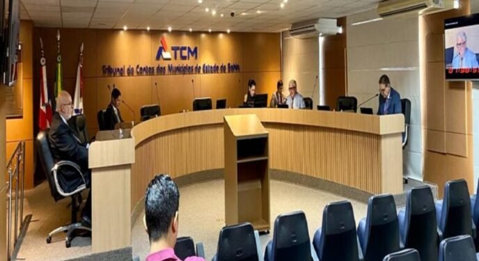 Candeias: TCM aprova contas de 2020 com ressalvas, de novo